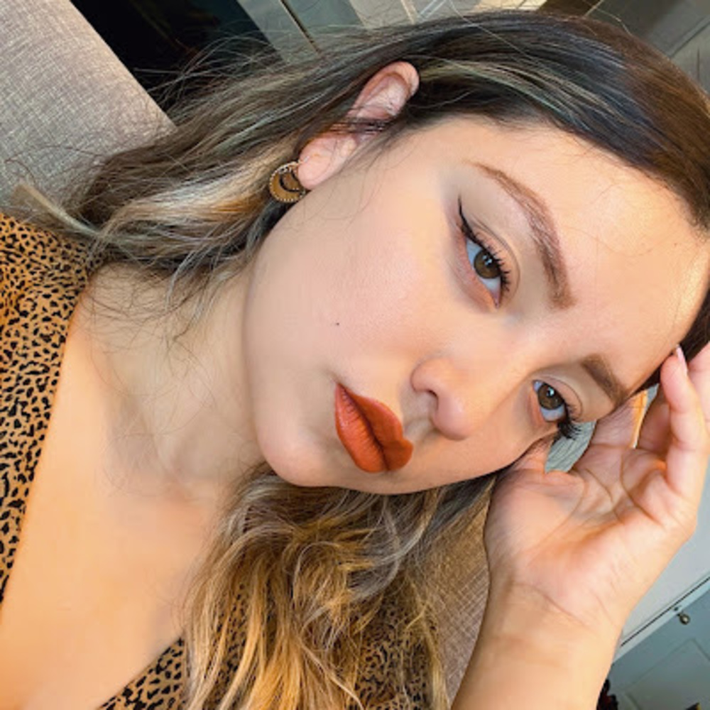 Meet your Posher, Fernanda